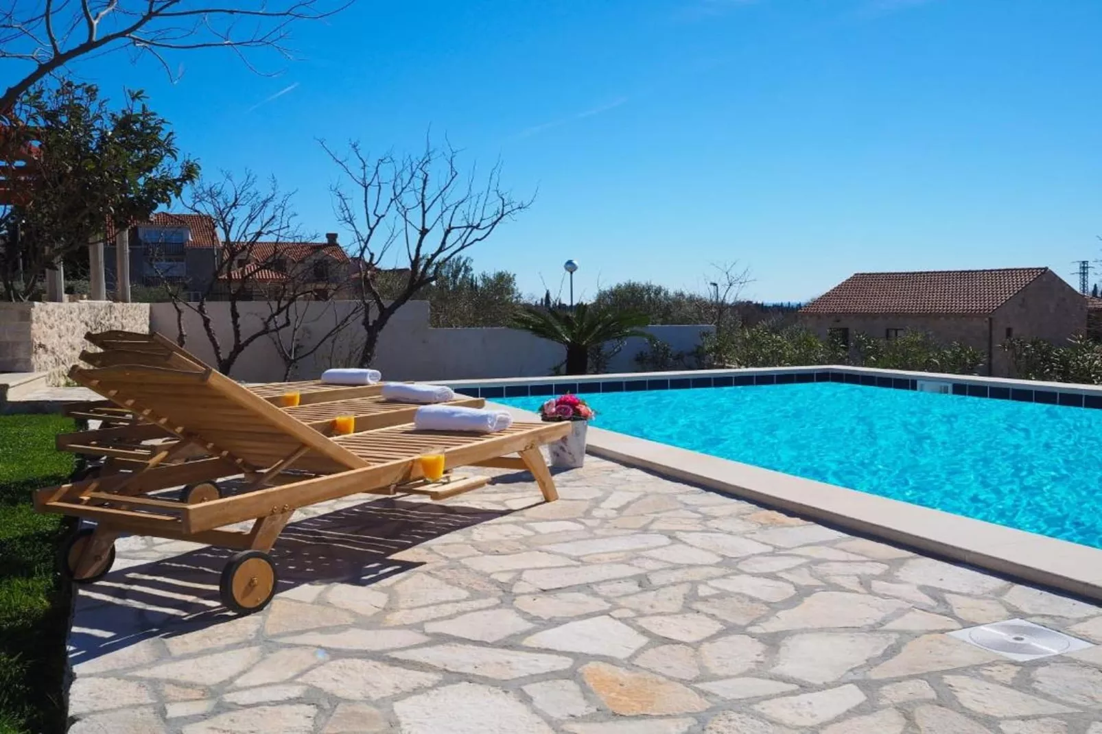 Villa Antonija - Four-Bedroom Villa with Terrace and Private Pool - Zwembad