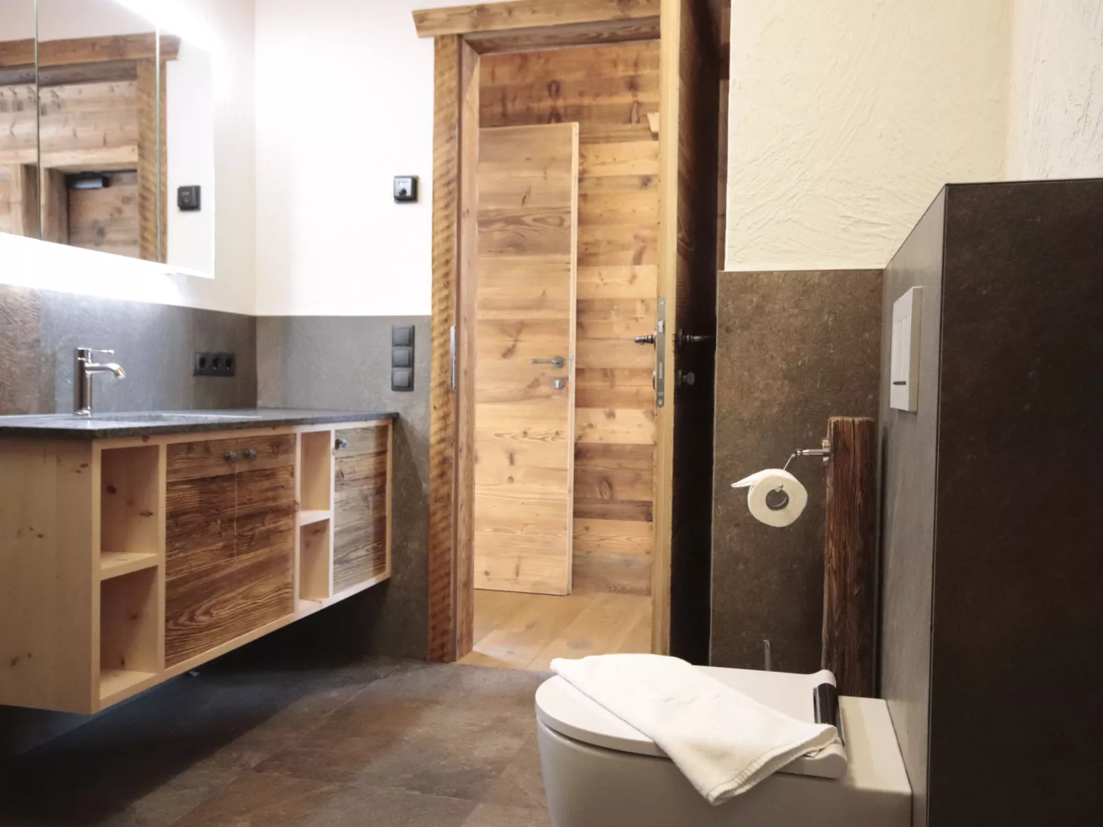 Chalet Ebenholz - Binnen