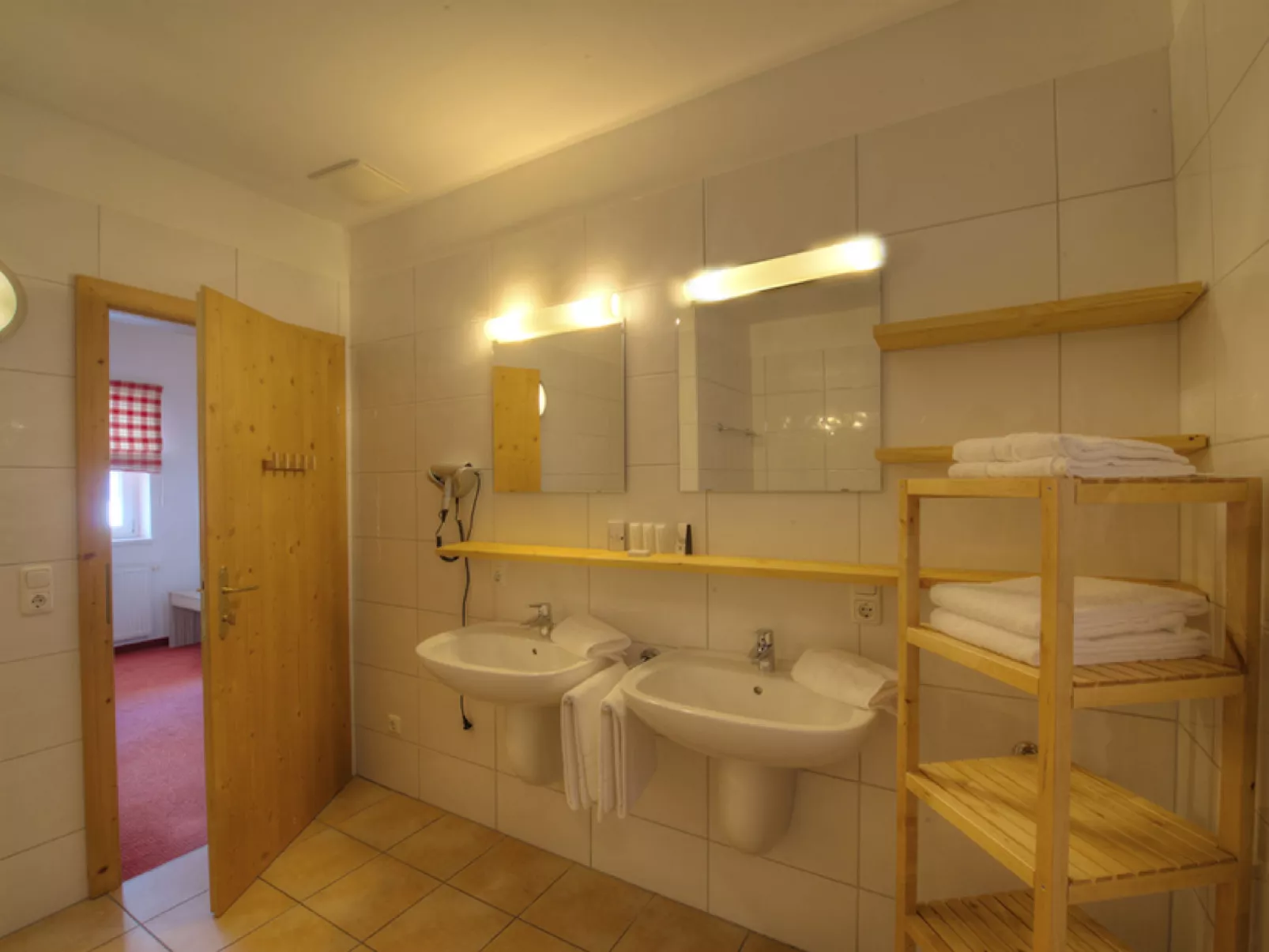 Penthouse Alpinresort Kaprun oben 14 - Image-tags.info