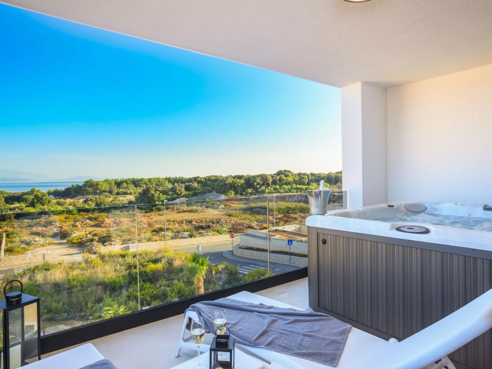 Neue moderne Villa mit Pool in der Nähe von dem - Image-tags.info