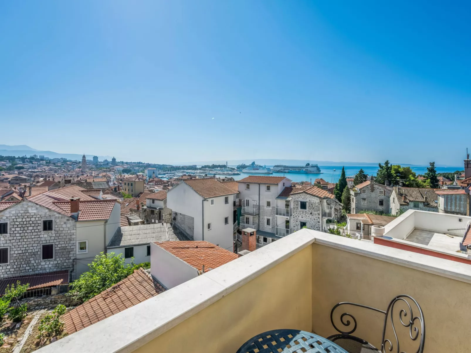 Villa Anna Varos - Image-tags.info