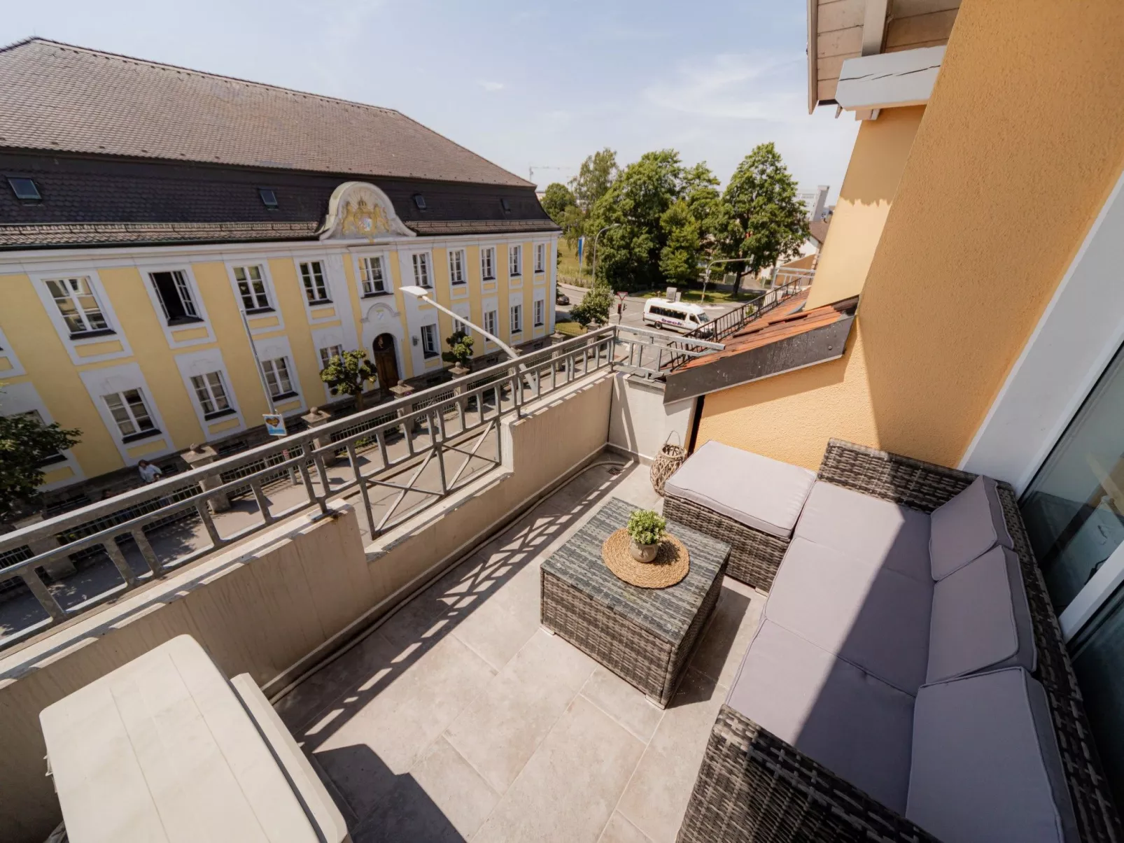 Come4Stay Altötting - Zentrale Lage - Balkon - Image-tags.info