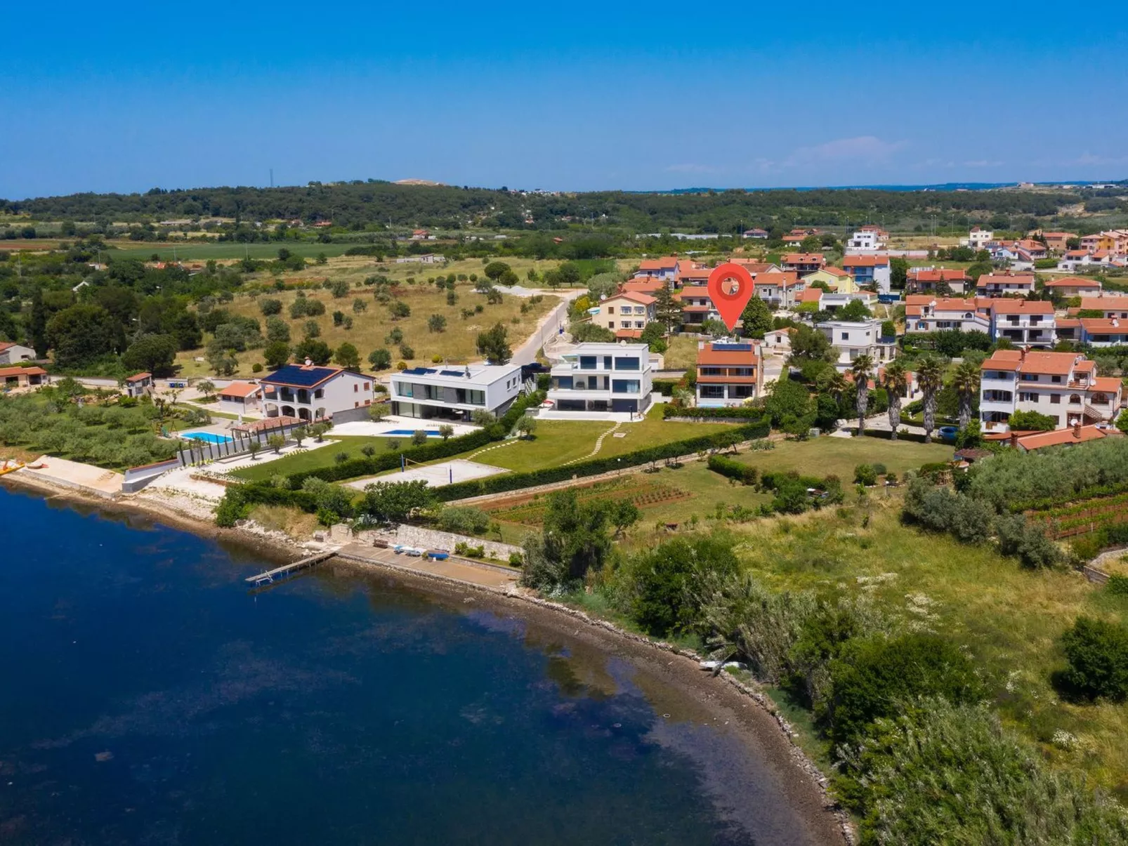 In Pomer mit privatem beheizten Pool und Meerblick - Image-tags.info