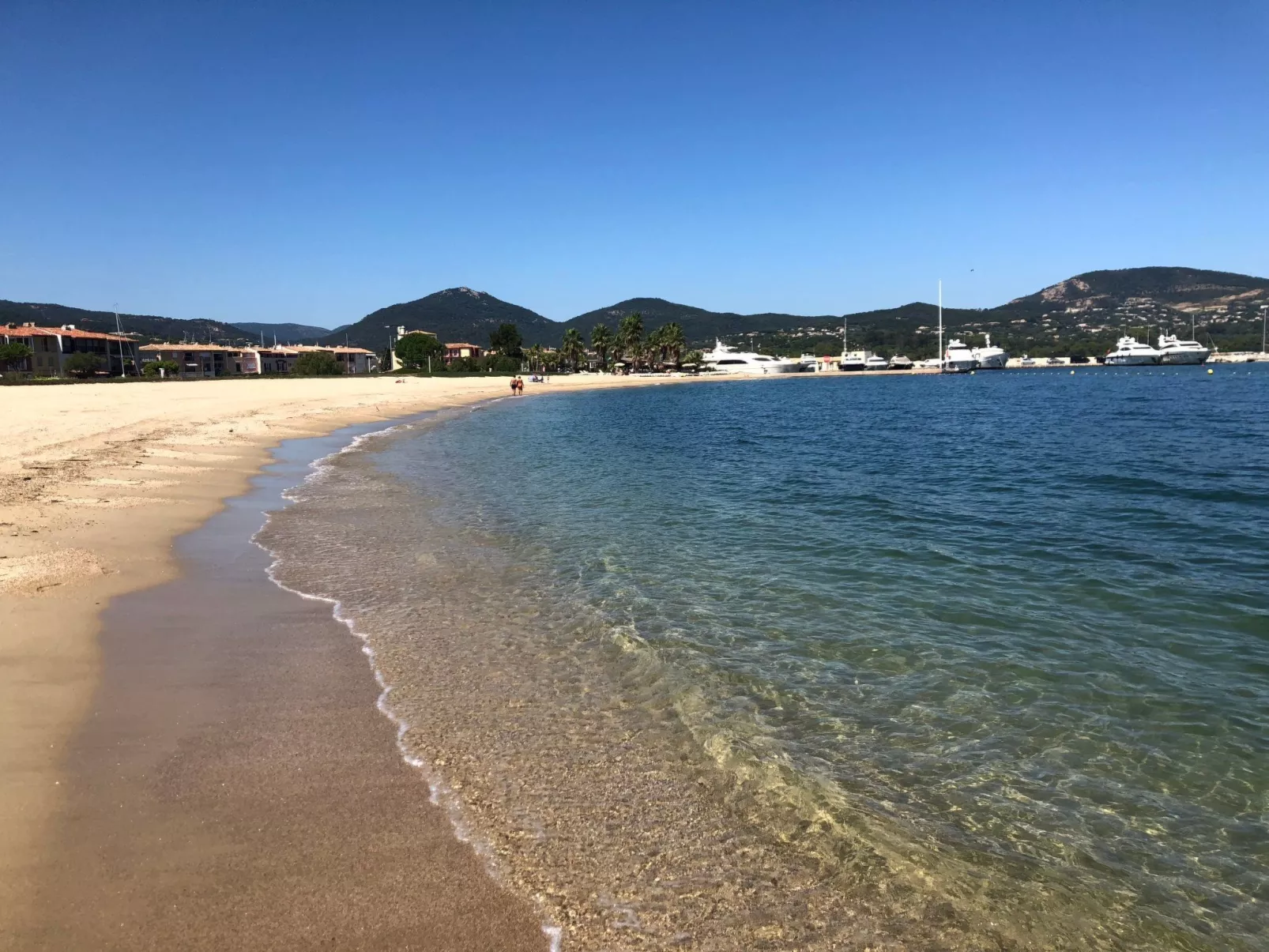 Gemütliches Ferienhaus in Grimaud mit Terrasse, Garten und Grill - Image-tags.info