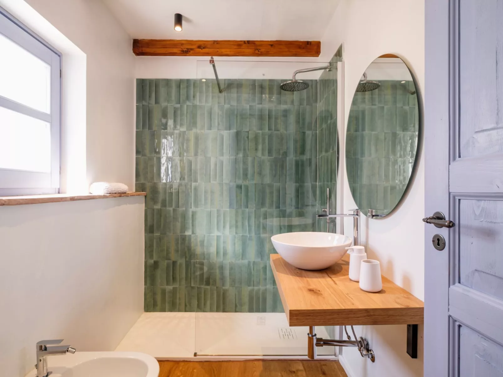 Altes gallurisches Bauernhaus mit Blick auf Olbia - Binnen