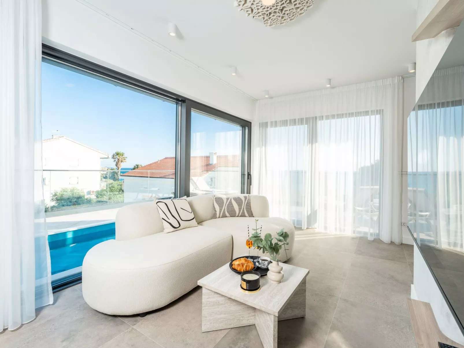 Vier-Schlafzimmer-Wohnung Dantela mit Tauchbecken - Binnen