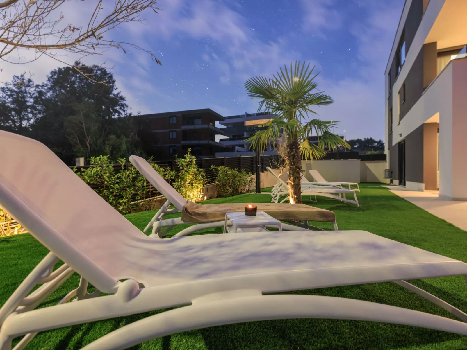 Luxusvilla mit beheiztem Pool in Strandnähe - Image-tags.info