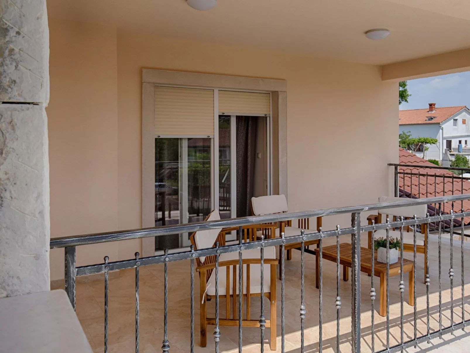 Haus in Pinezići mit privatem Pool - Image-tags.info