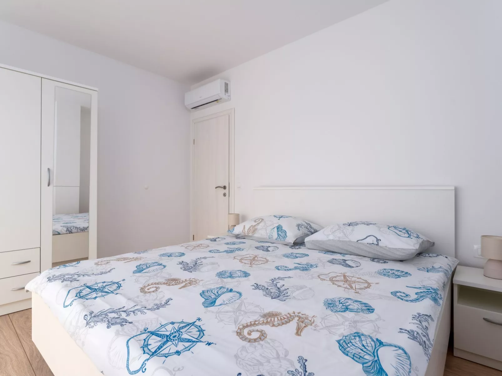 Schöne neue Villa mit Pool in Strandnähe - Image-tags.info