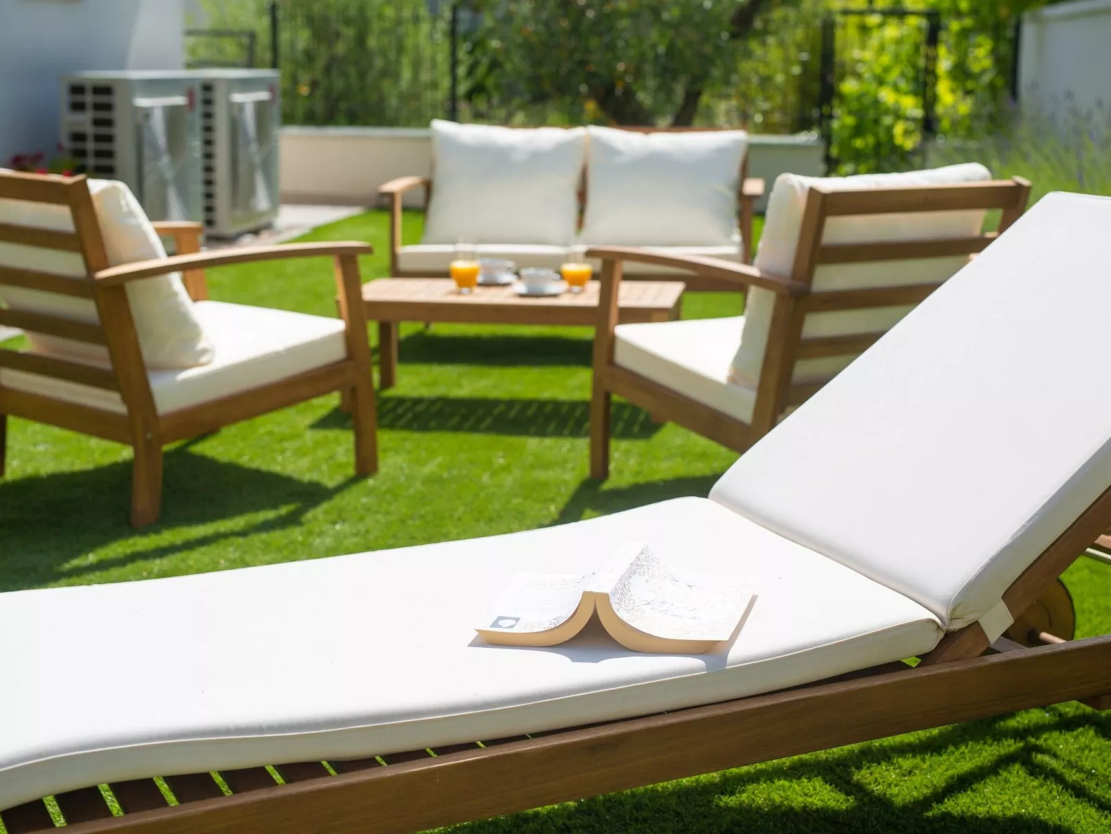 Luxuriöse Villa mit Pool und fantastischem Meerblick - Image-tags.info