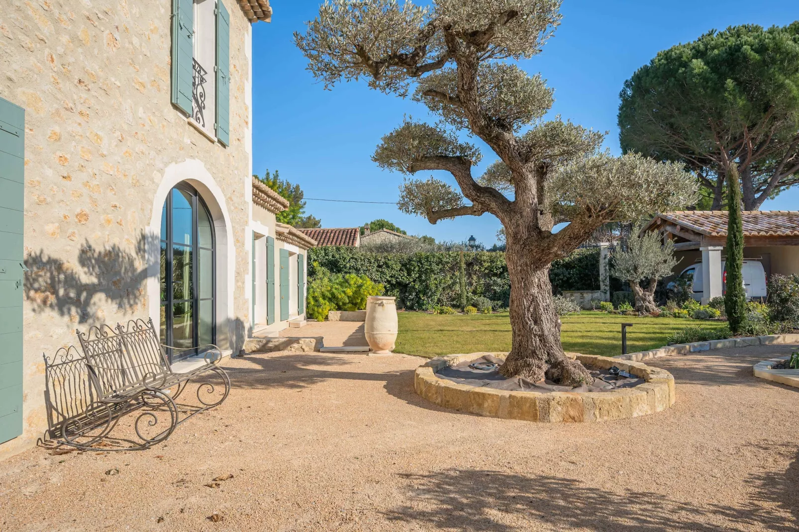 Villa Lou Pantaï  Élégance et Confort au Cœur de Saint-Rémy-de-Provence-Tuinen zomer
