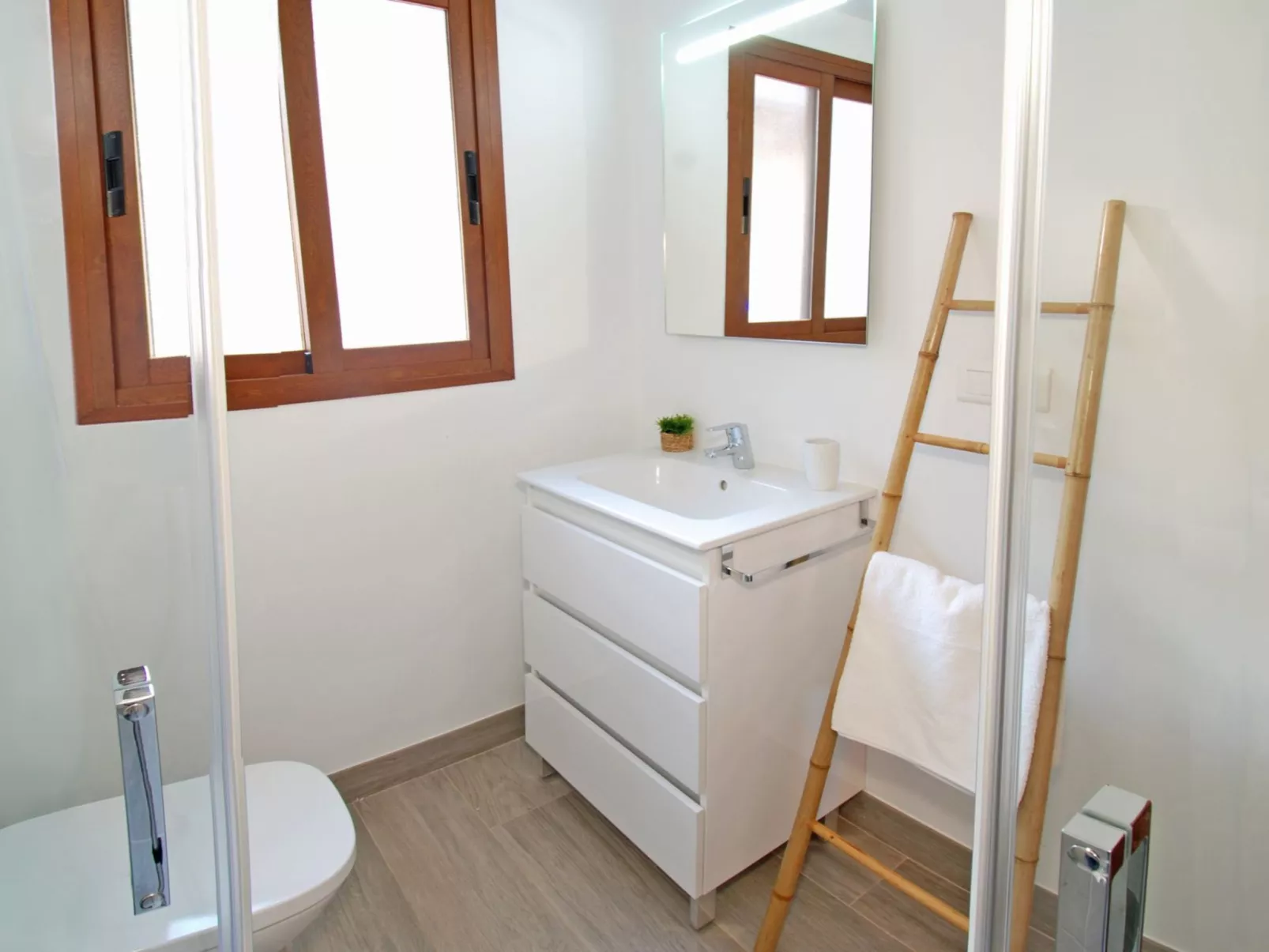 Villa Las Palomeras, Wifi, beheizter Pool, AC. - Image-tags.info