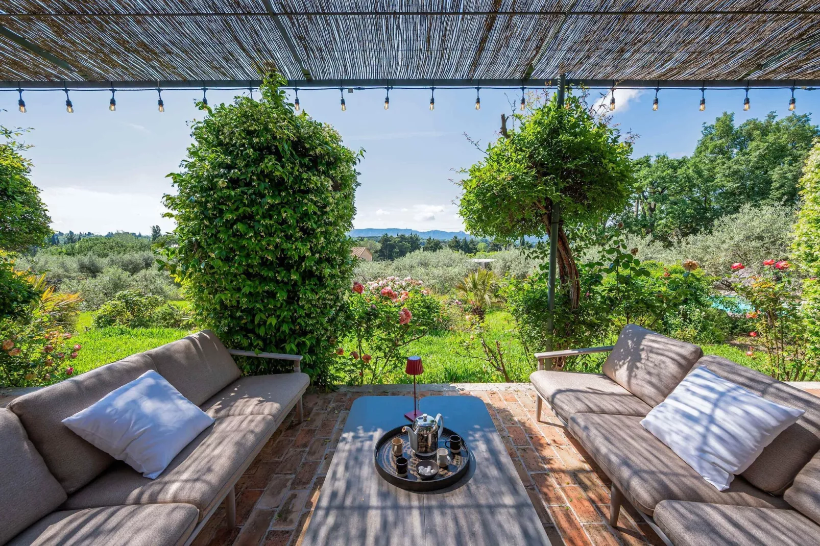 Le Mas Elaïa  votre havre familial avec piscine privée-Terrasbalkon