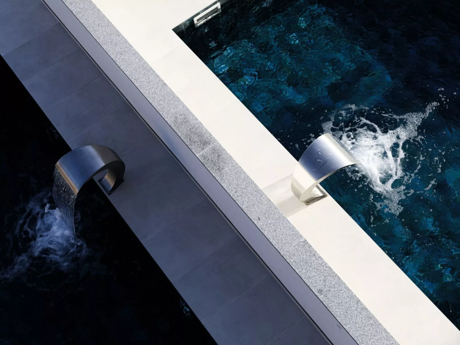 Neue moderne Villa mit Pool in der Nähe von dem - Image-tags.info