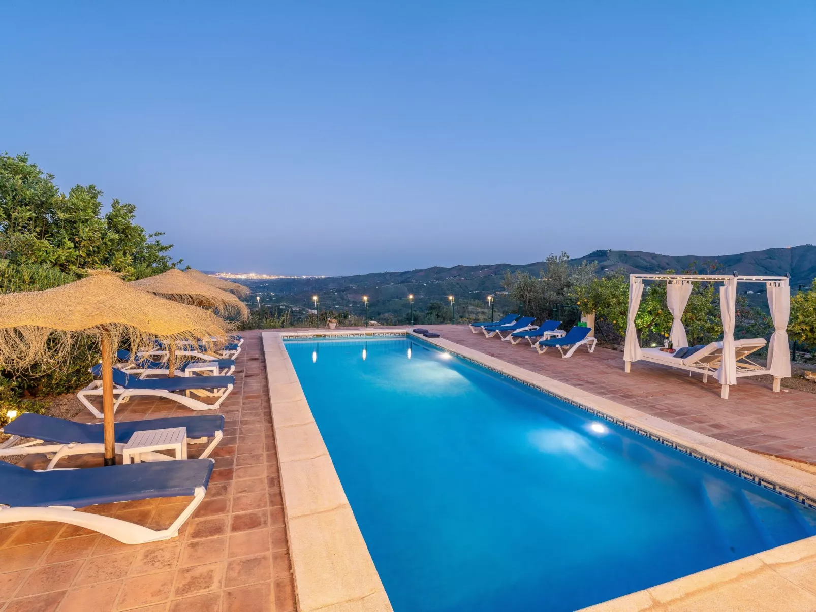 Villa Botin, beheizter Pool, AC, Meerblick - Image-tags.info