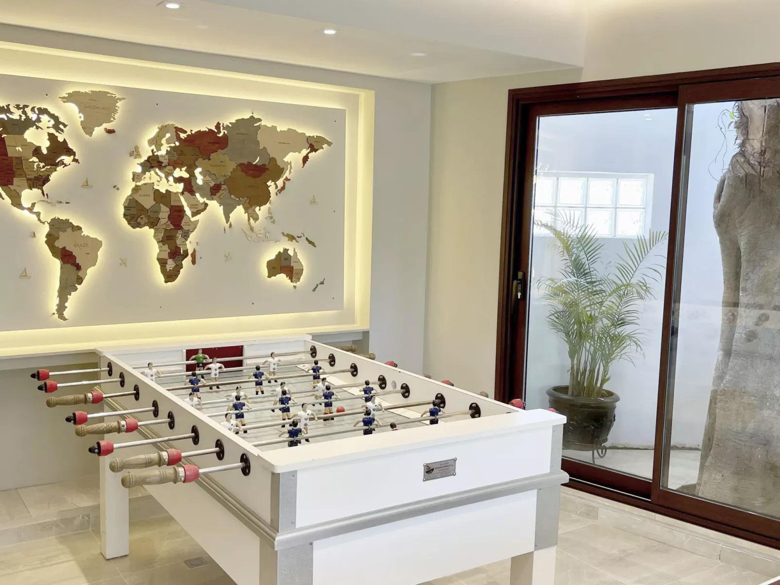 In der Nähe des Strandes, beheiztes Schwimmbad, Spielraum, Spielzimmer, etc - Binnen