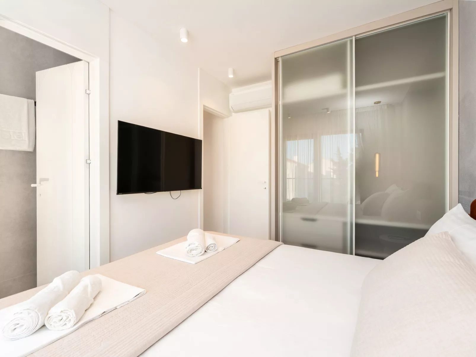 Vier-Schlafzimmer-Wohnung Dantela mit Tauchbecken - Binnen