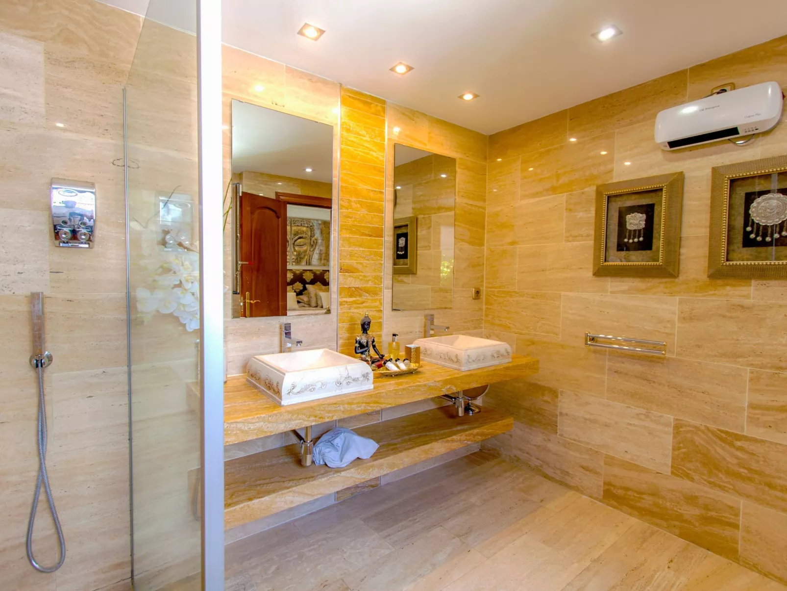 In der Nähe des Strandes, beheiztes Schwimmbad, Spielraum, Spielzimmer, etc - Binnen