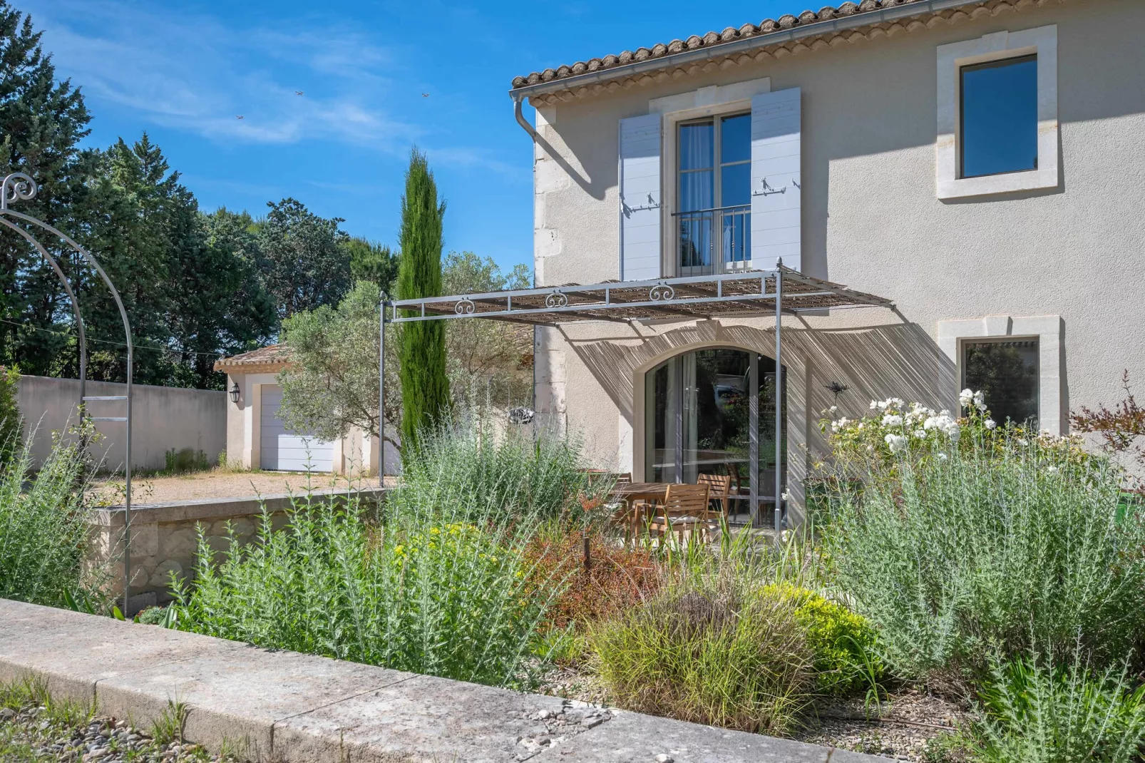 Mas prestigieux au coeur de Saint-Remy-de-Provence-Terrasbalkon