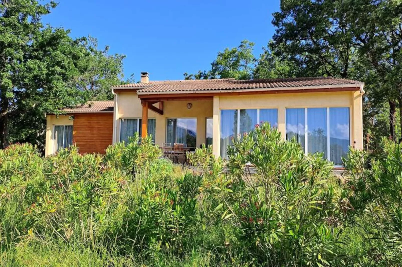 L'Espinet *** - Niet-getagd