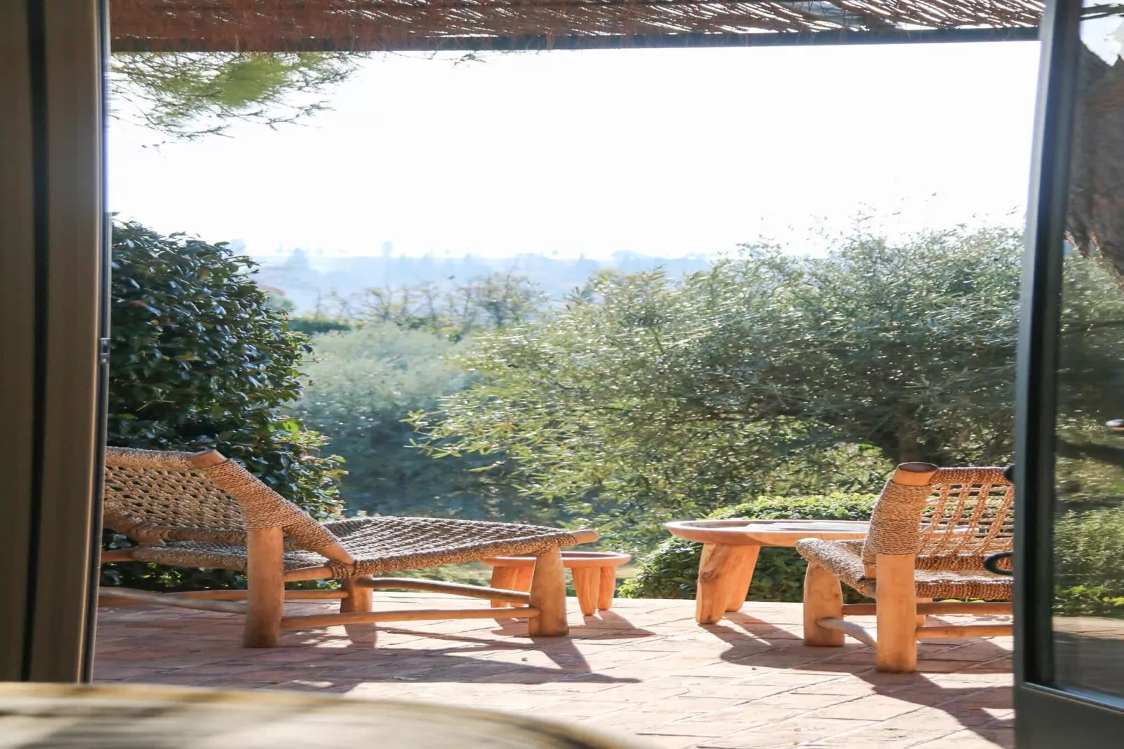 Le Mas Elaïa  votre havre familial avec piscine privée-Uitzicht zomer