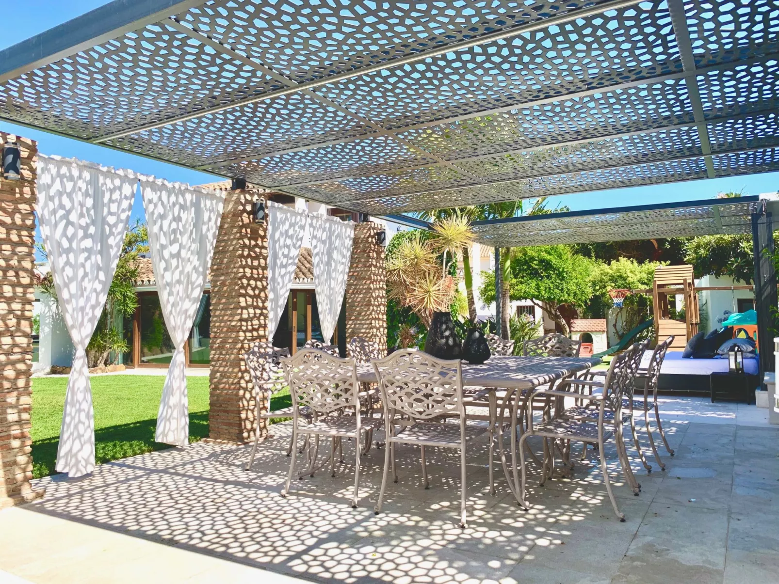 In der Nähe des Strandes, beheiztes Schwimmbad, Spielraum, Spielzimmer, etc - Image-tags.info