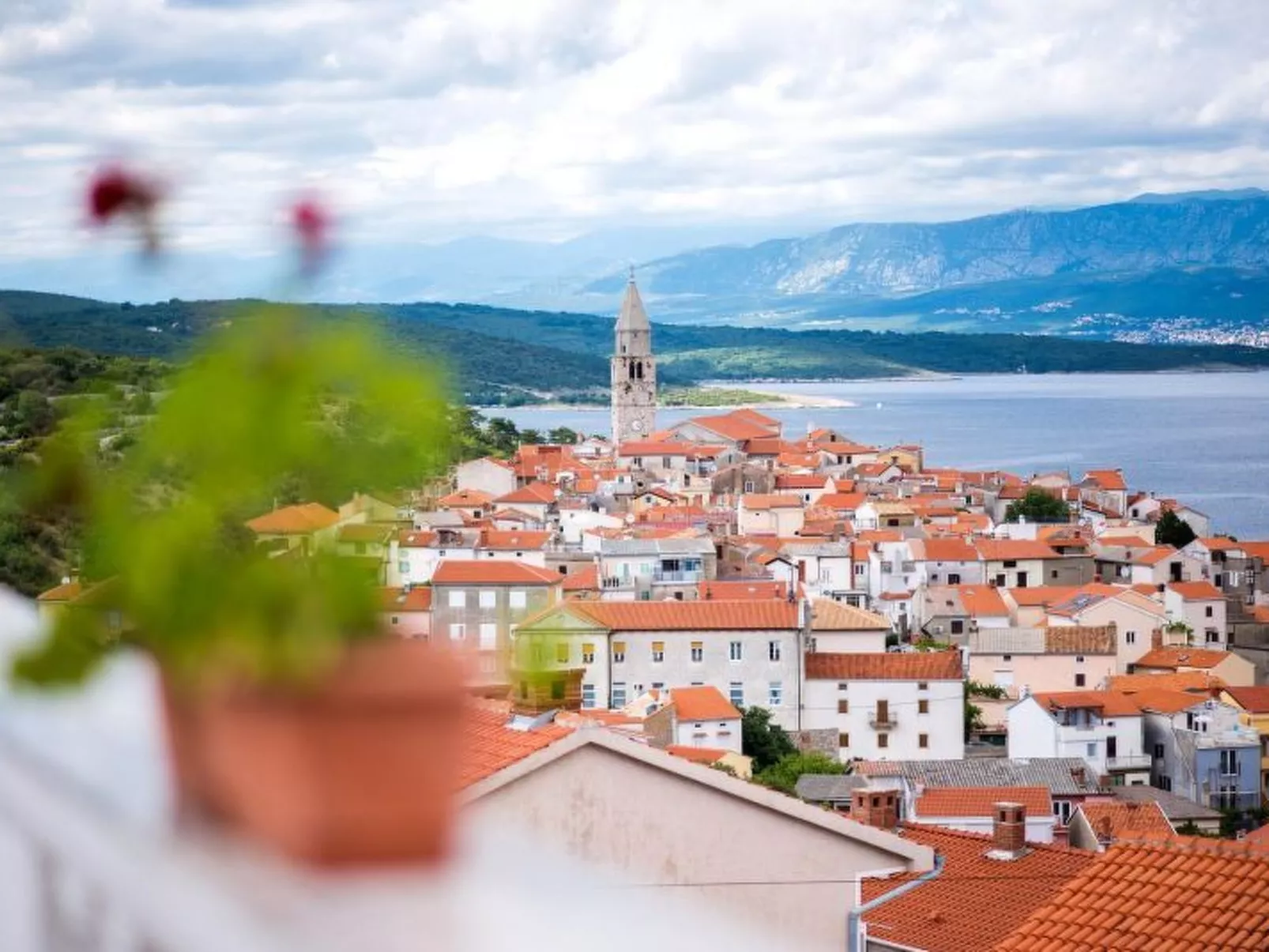 Luxuriöse Villa mit Pool und fantastischem Meerblick - Image-tags.info