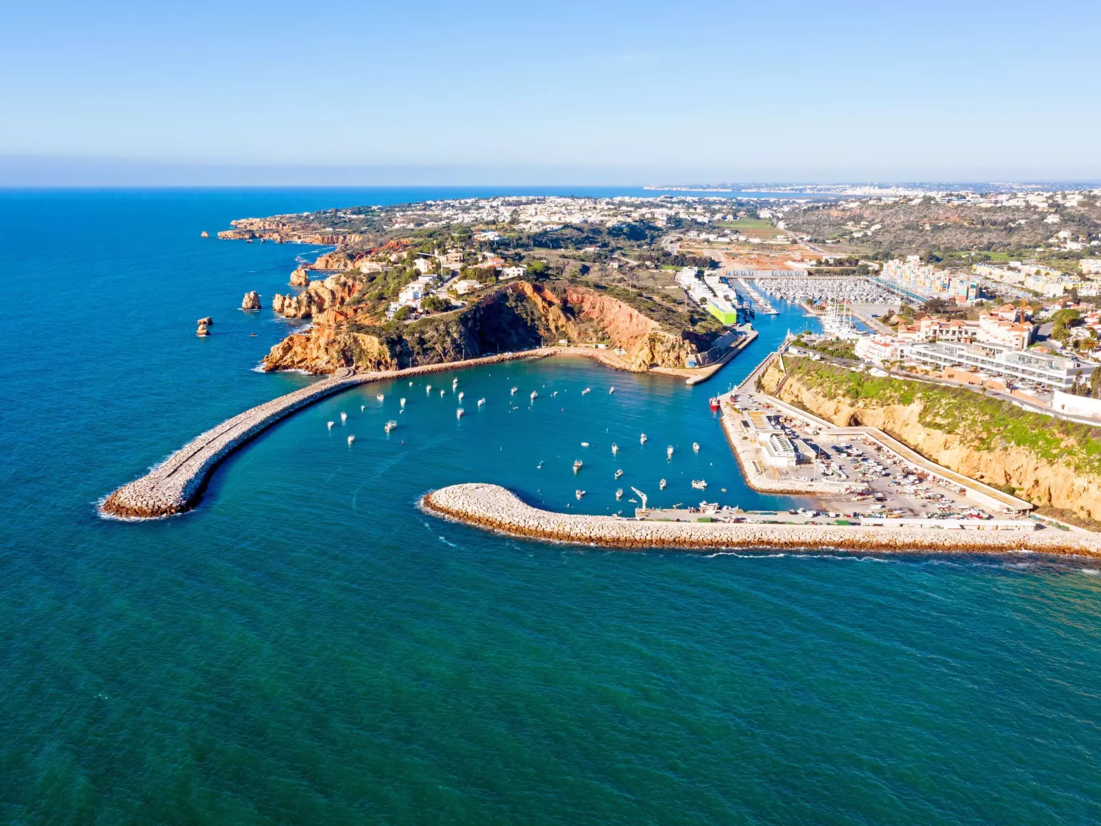 "Elena 1" mit Blick auf das Wasser - Image-tags.info