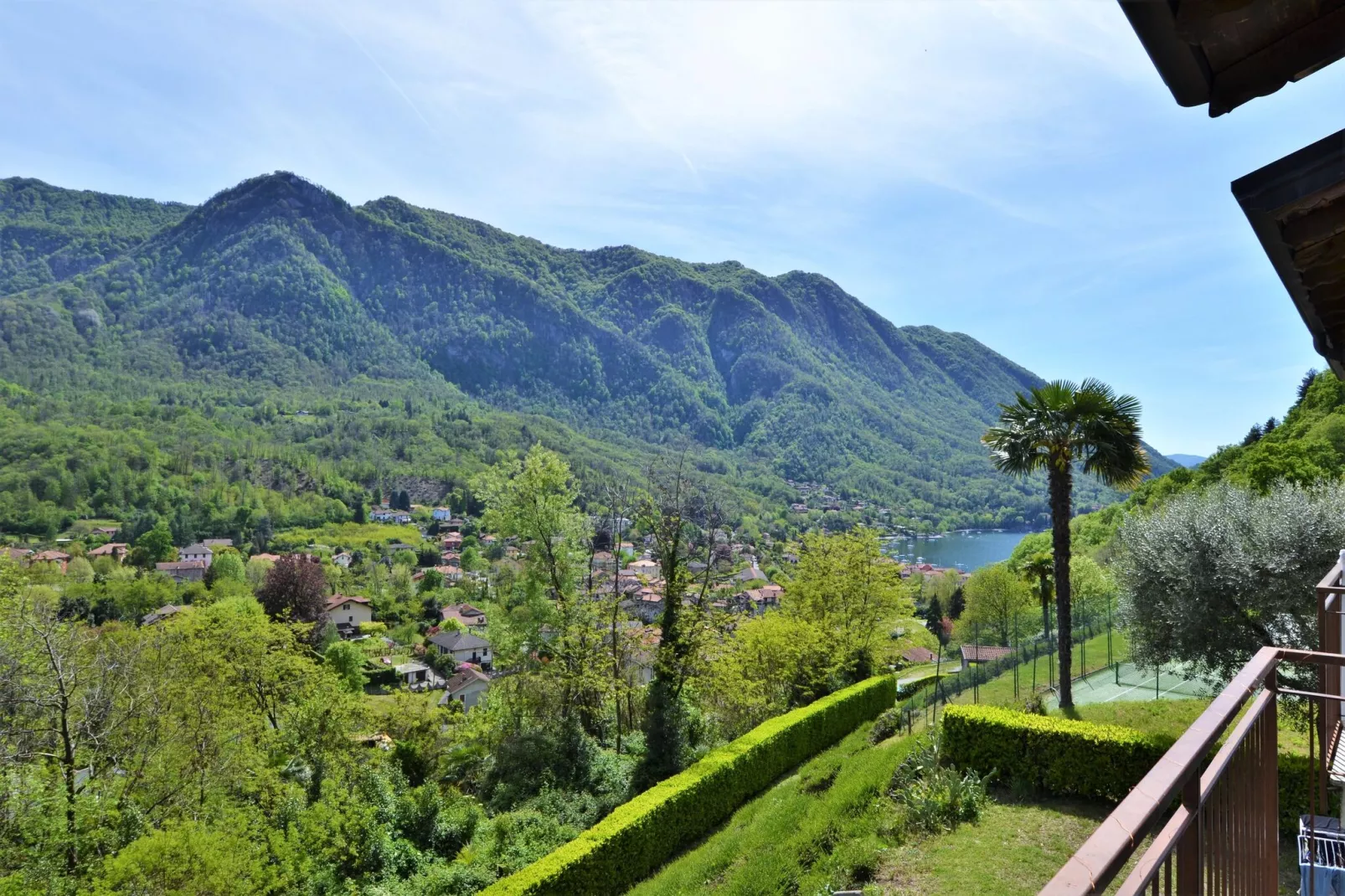 ROC03/2 - Residenza La Rocca-Uitzicht zomer