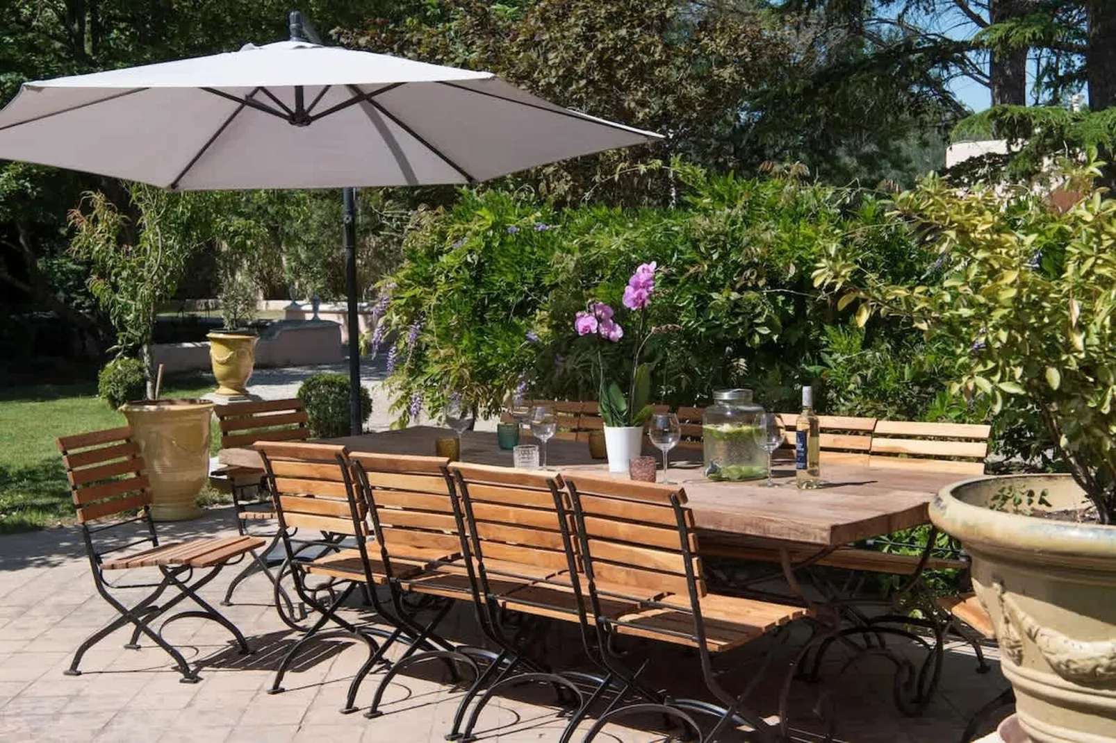 Charmant Mas Provençal avec piscine et jacuzzis-Terrasbalkon