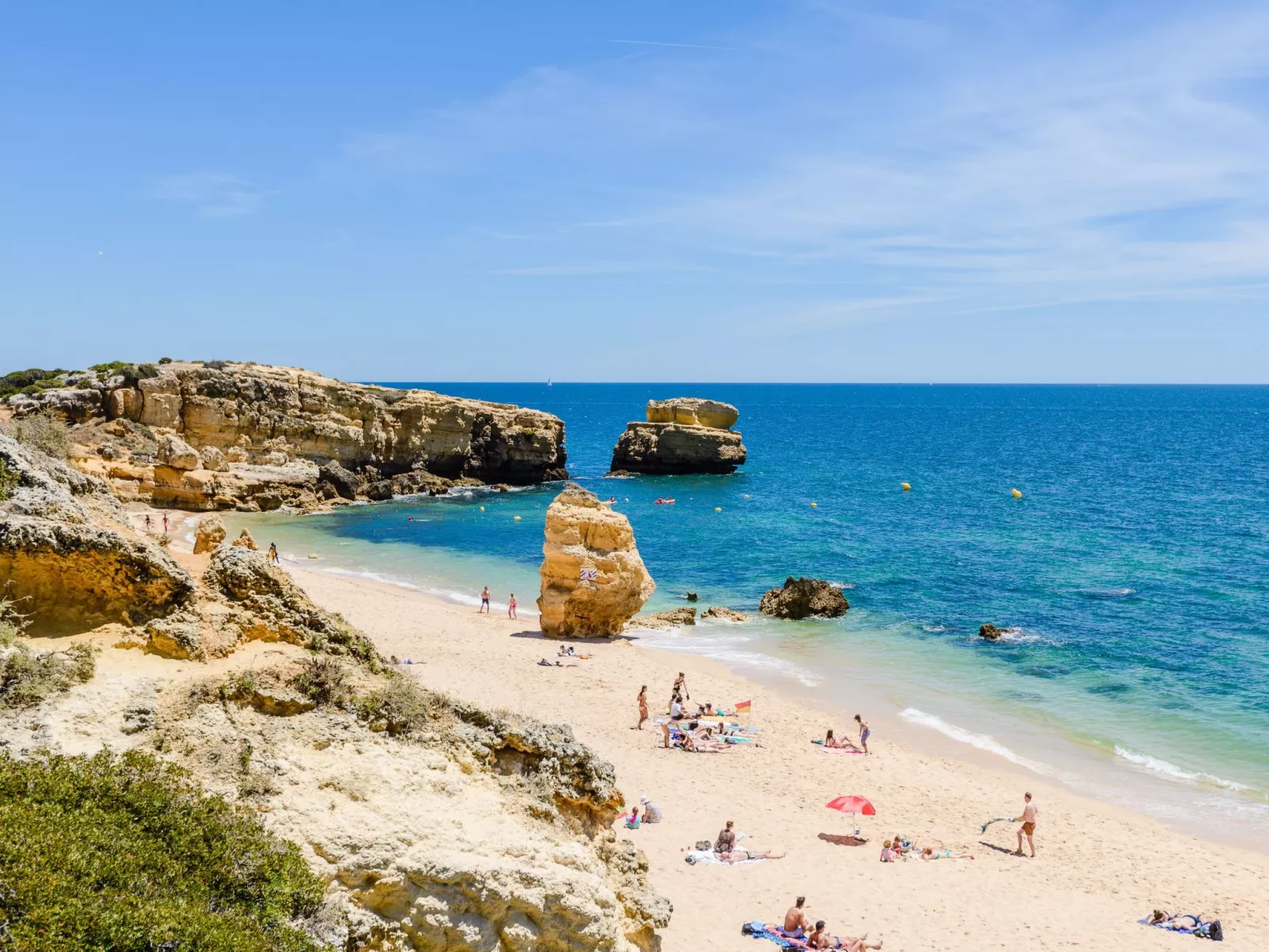 "Elena 1" mit Blick auf das Wasser - Image-tags.info