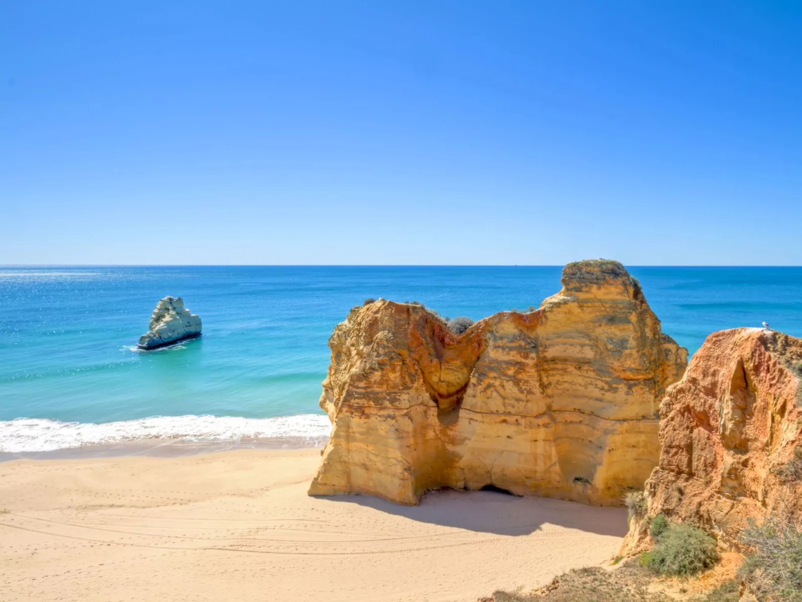 "Elena 1" mit Blick auf das Wasser - Image-tags.info