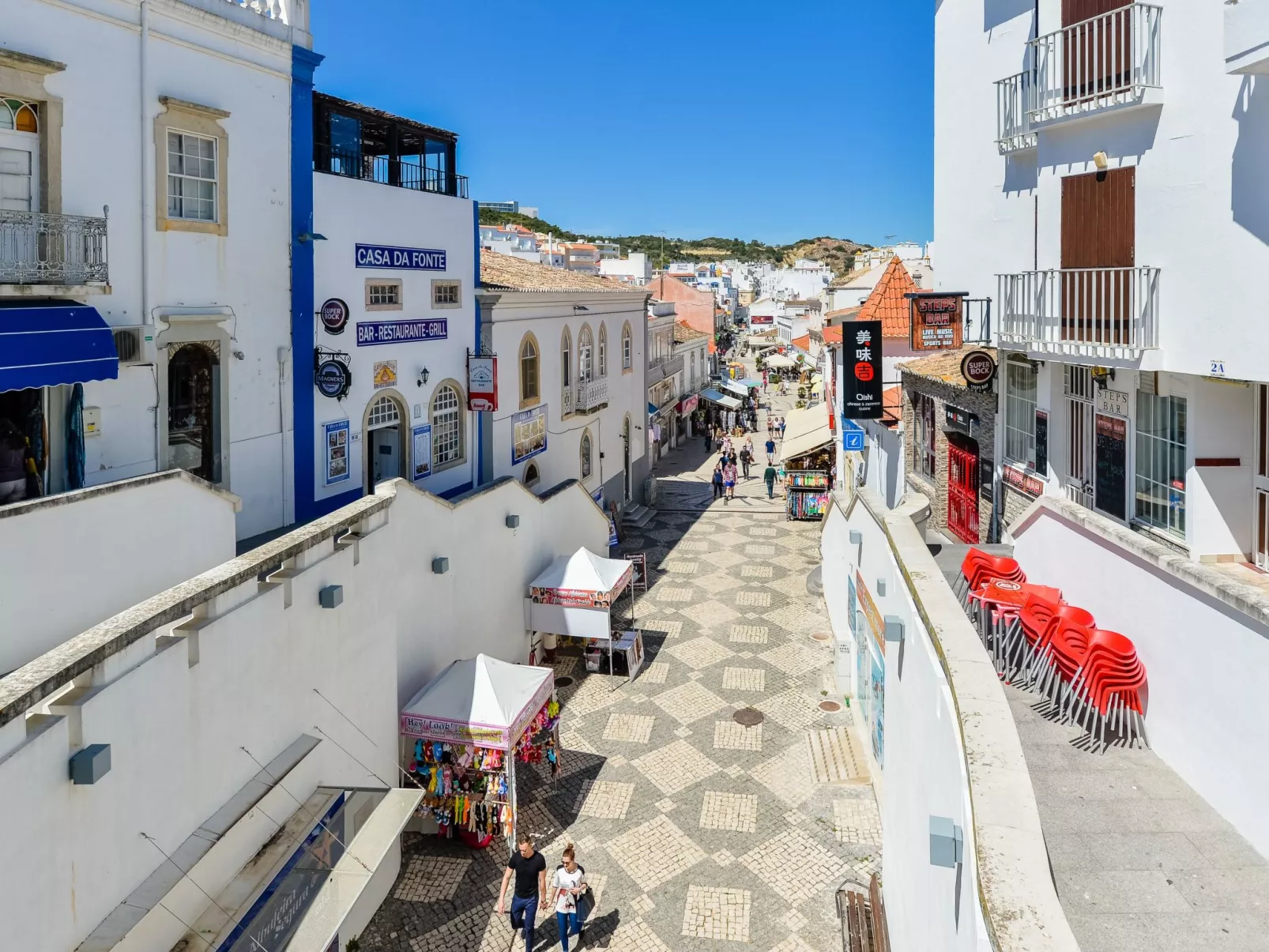 "Elena 2" mit Blick auf das Wasser - Image-tags.info