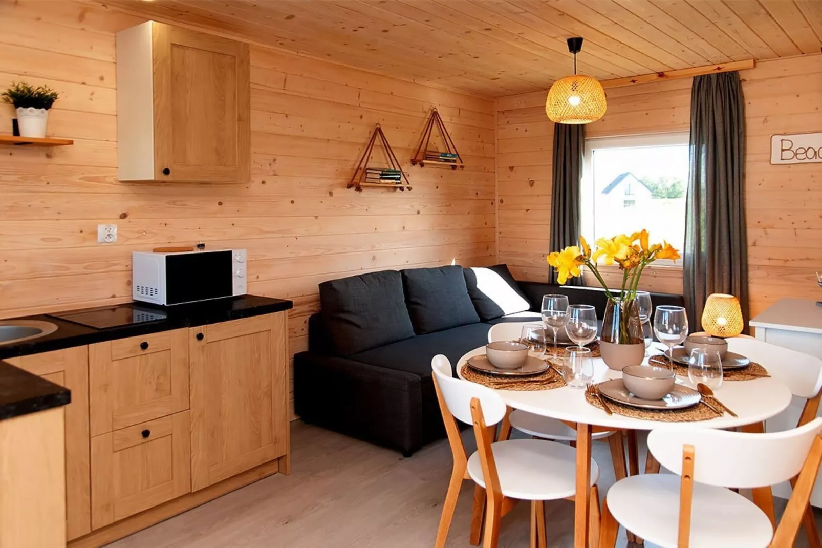 Domki wakacyjne z basenem Gąski