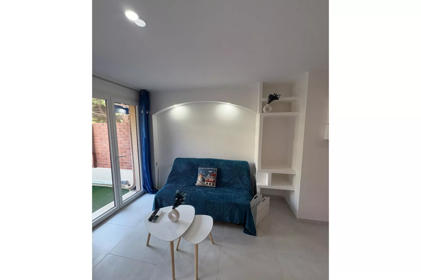 Suite Design Blue – Terrasse & Clim – Fréjus Plage