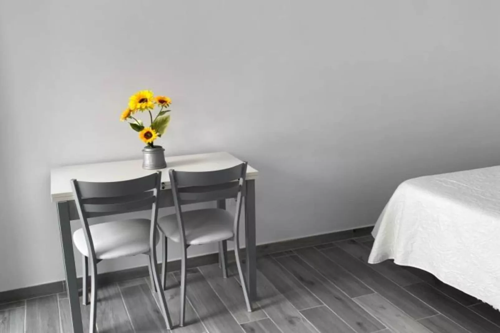 4946-+34692613337-Eetkamer