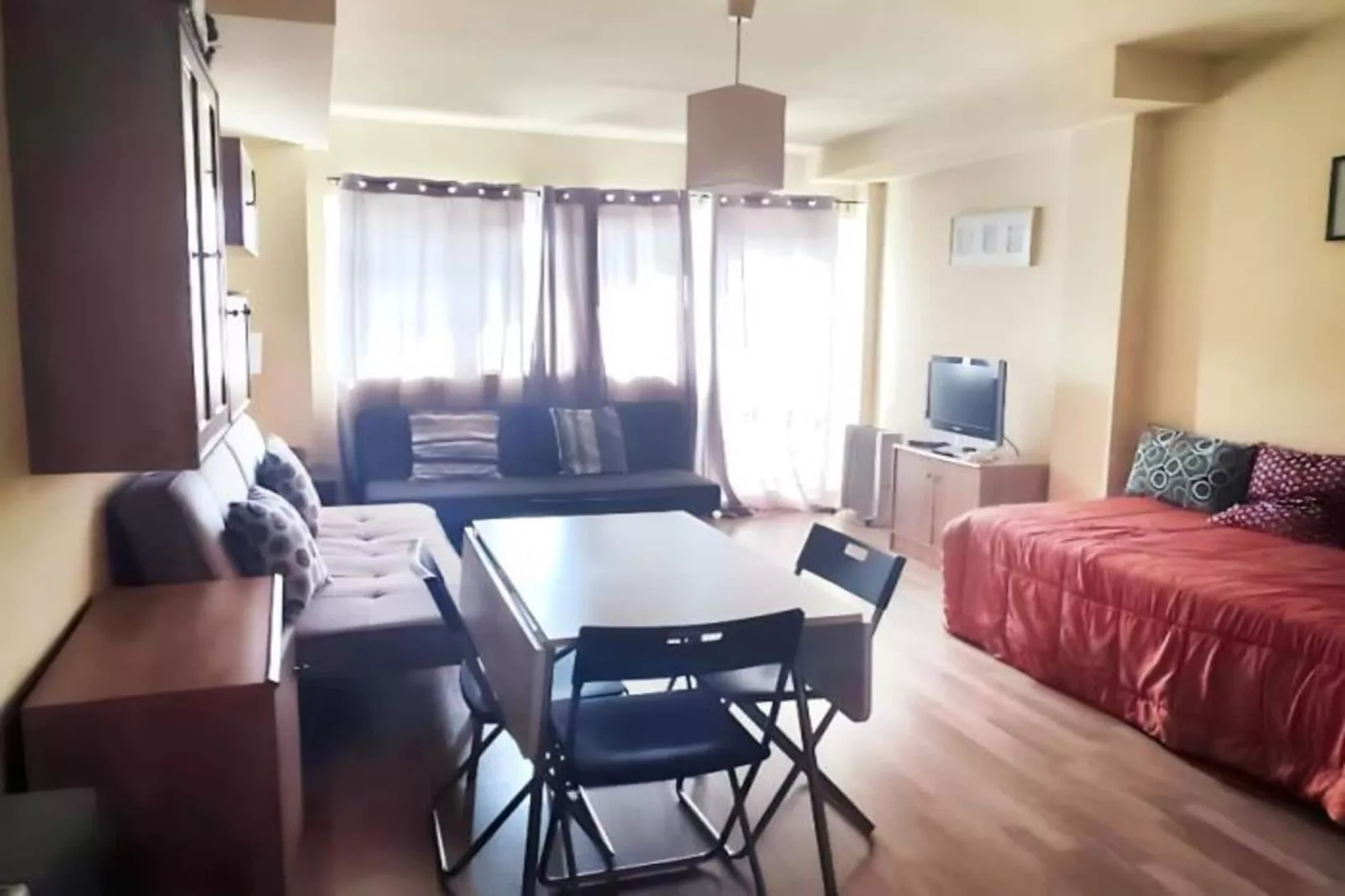 4784-+34616098696-Eetkamer