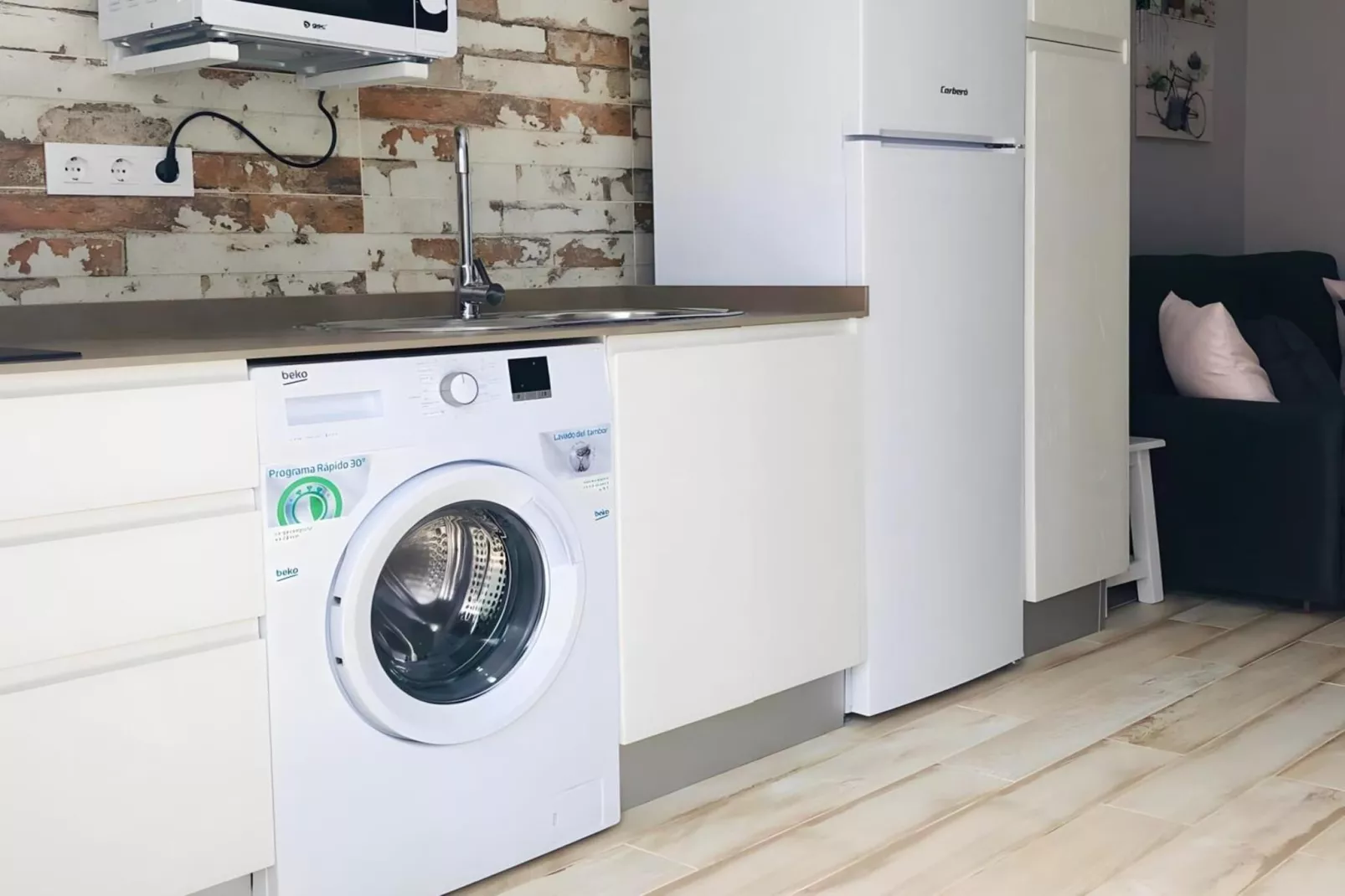 4685-+34618736920-Keuken