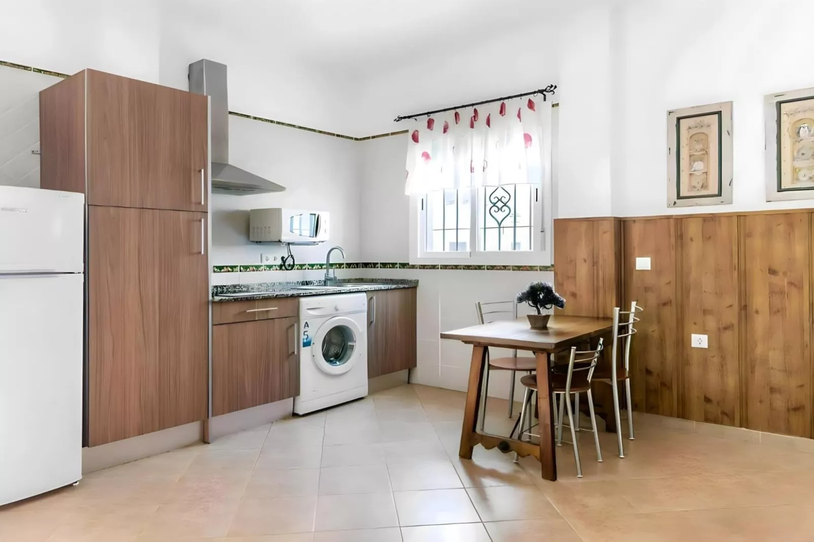 1265-+34618736920-Keuken