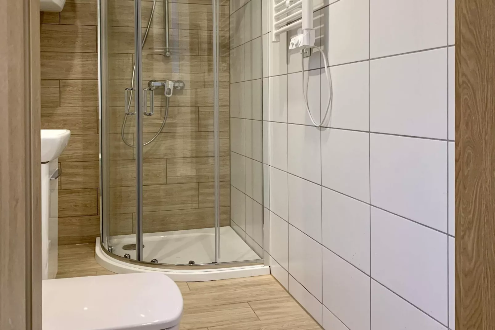 Domki wakacyjne JAROSZOWIEC domki 2-pokojowe Łazy - Badkamer