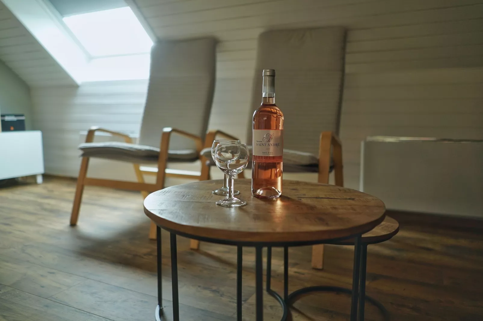 Chez Felix-Woonkamer