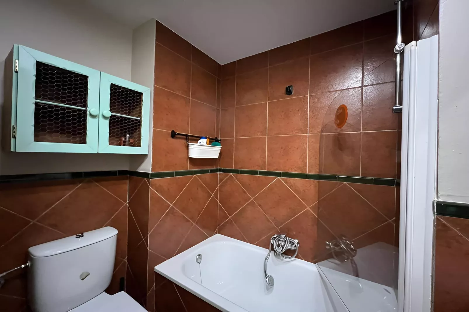 5026 -+34647934242-Badkamer