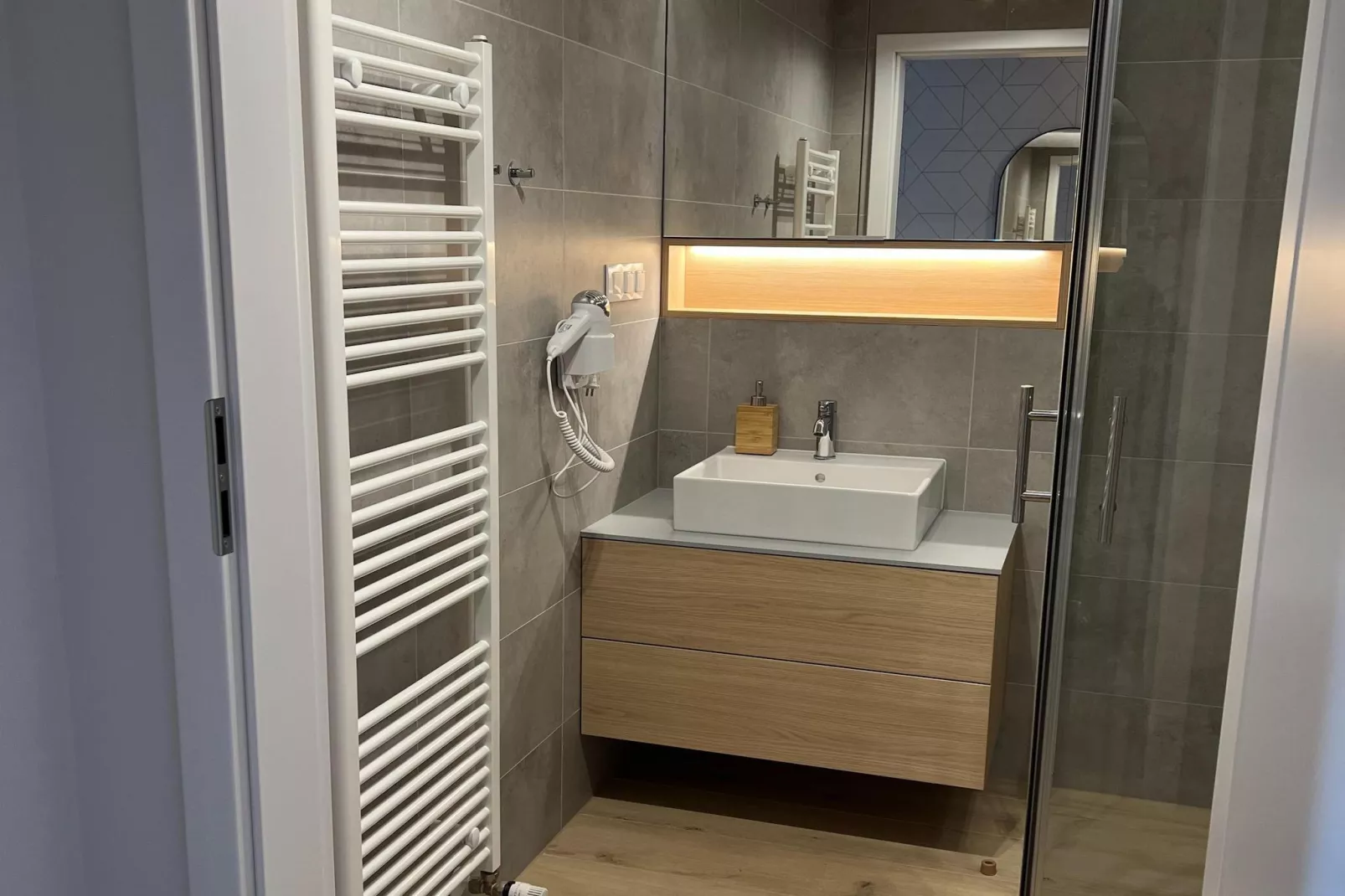 Apartament Pinea Nr 520 dla 3 osób-Badkamer