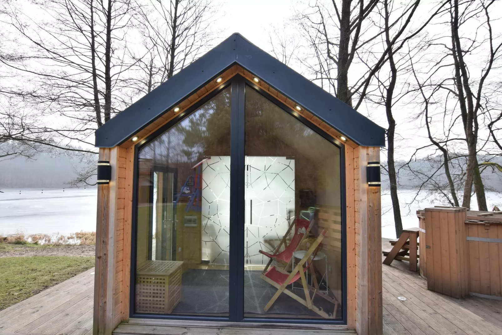 Dom wakacyjny w Starych Czaplach z dużą sauną-Terrasbalkon