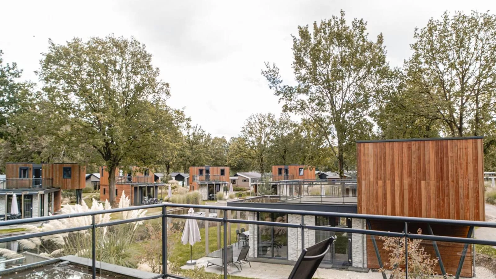 L Etage-Terrasbalkon