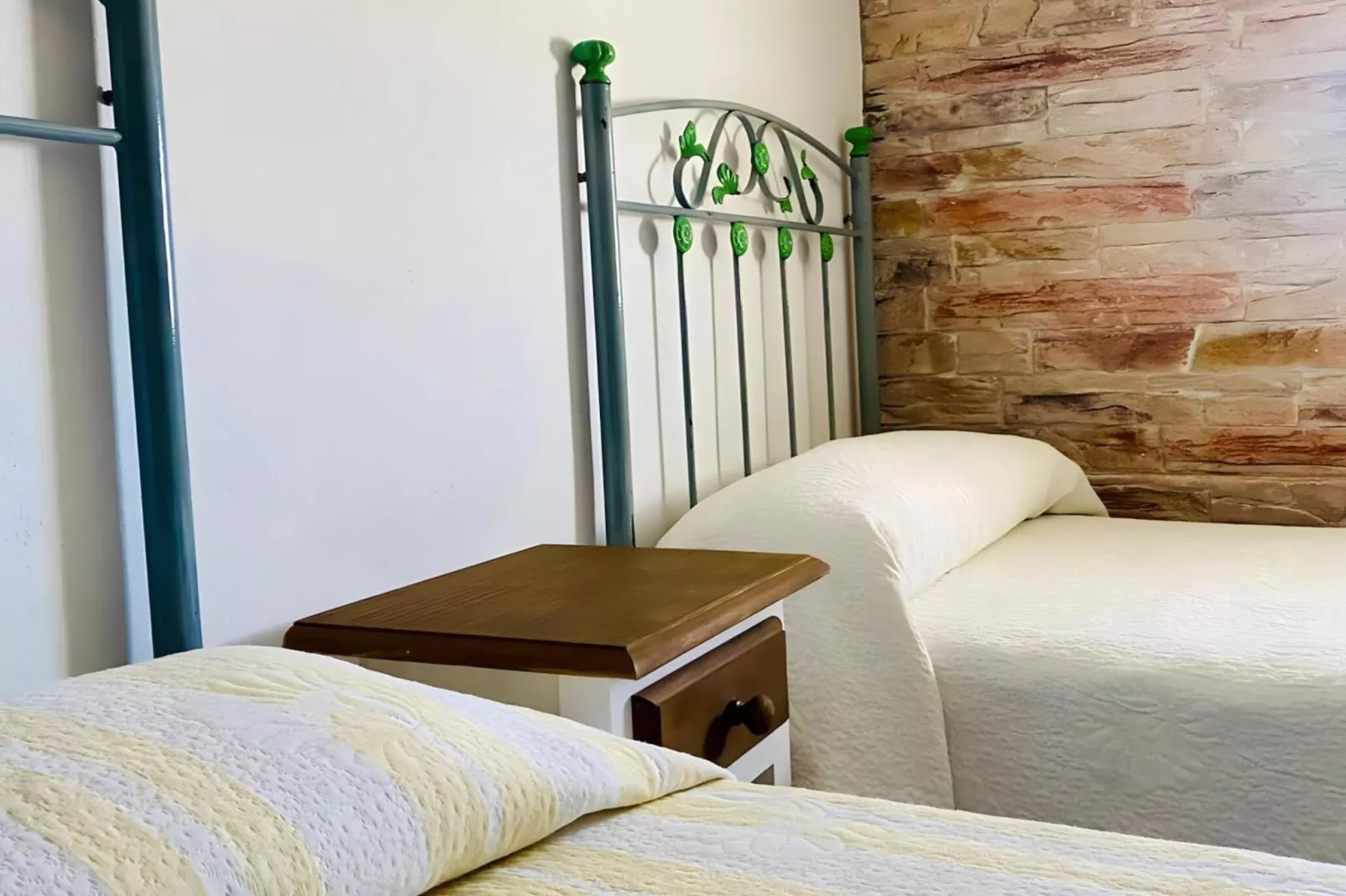 4682-+34618736920-Slaapkamer