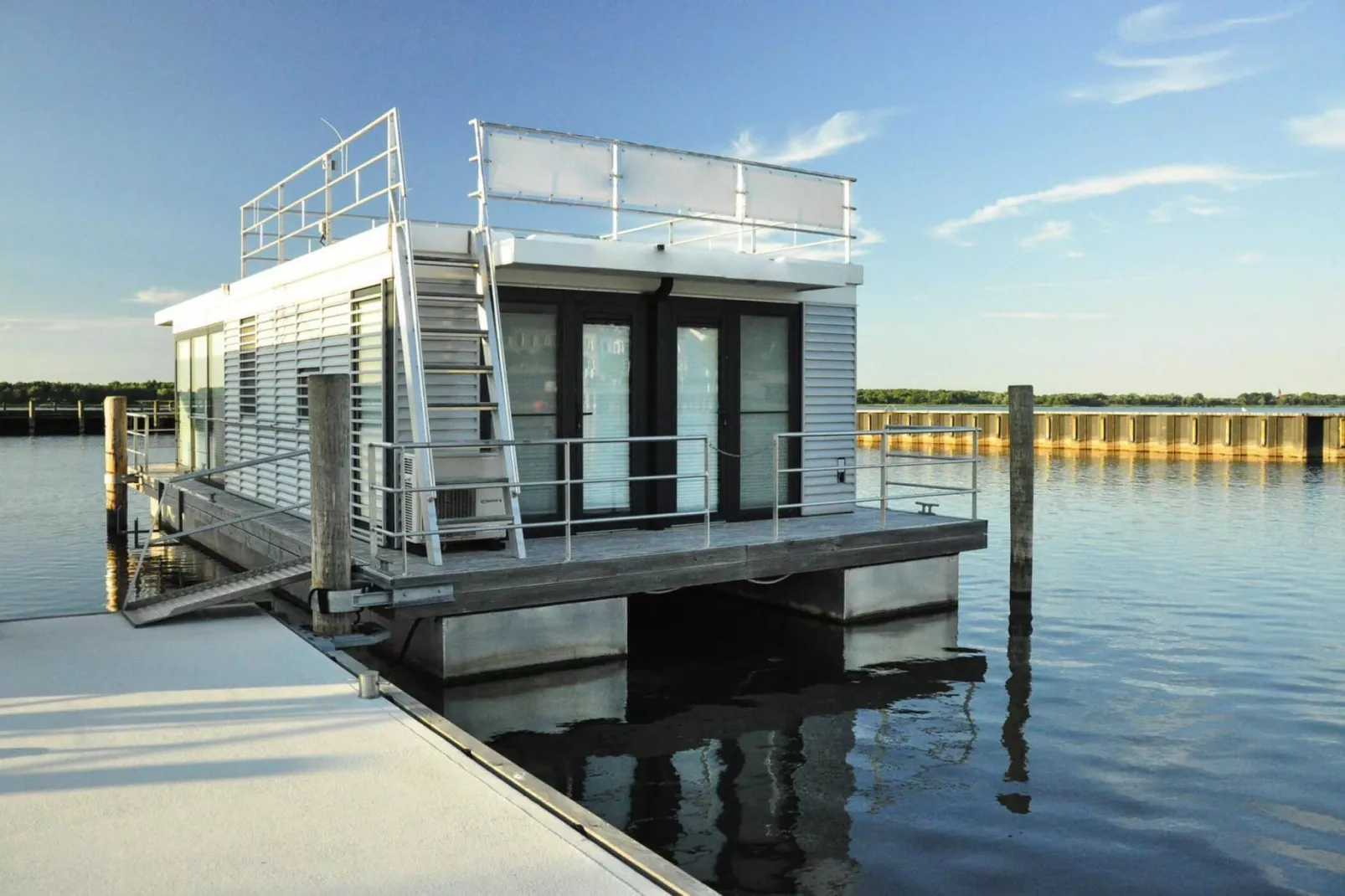 Houseboat Floating House "Leni", Ribnitz-Damgarten-Leni - Gebieden zomer 1km