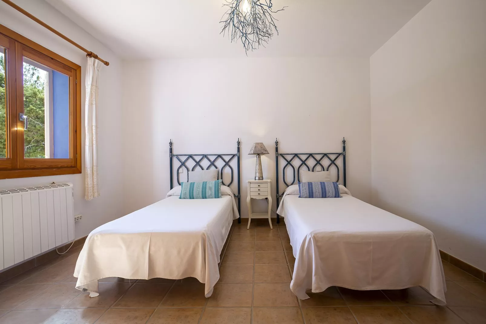 SES SAVINES - Slaapkamer