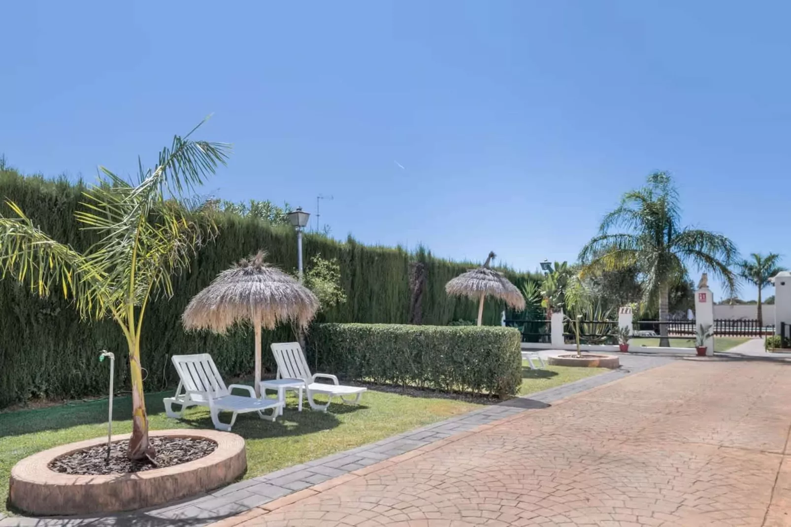 Casa Marilo-Tuinen zomer