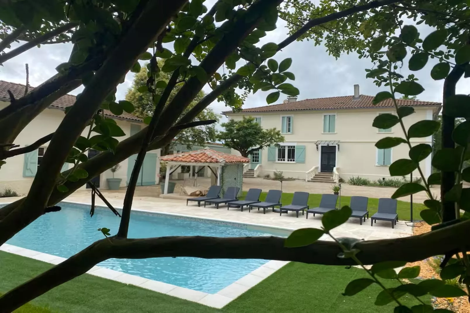 Les jardin de l'Oasis - Buitenkant zomer